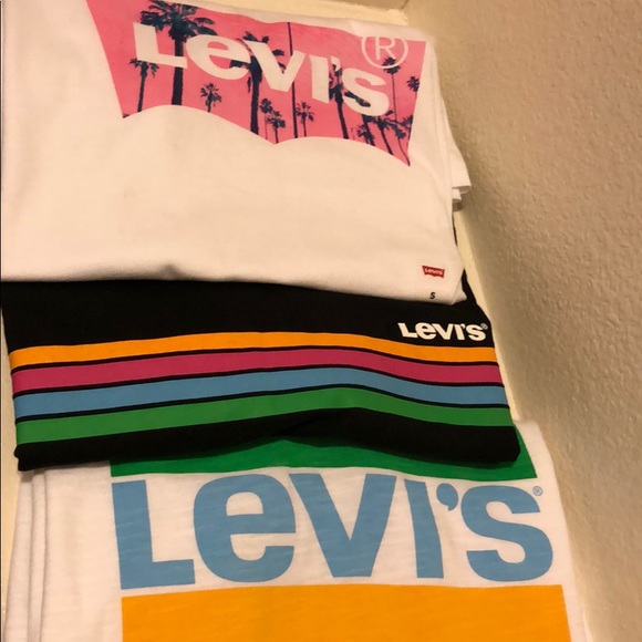 Levi's Tops - Levi’s T-shirt Small